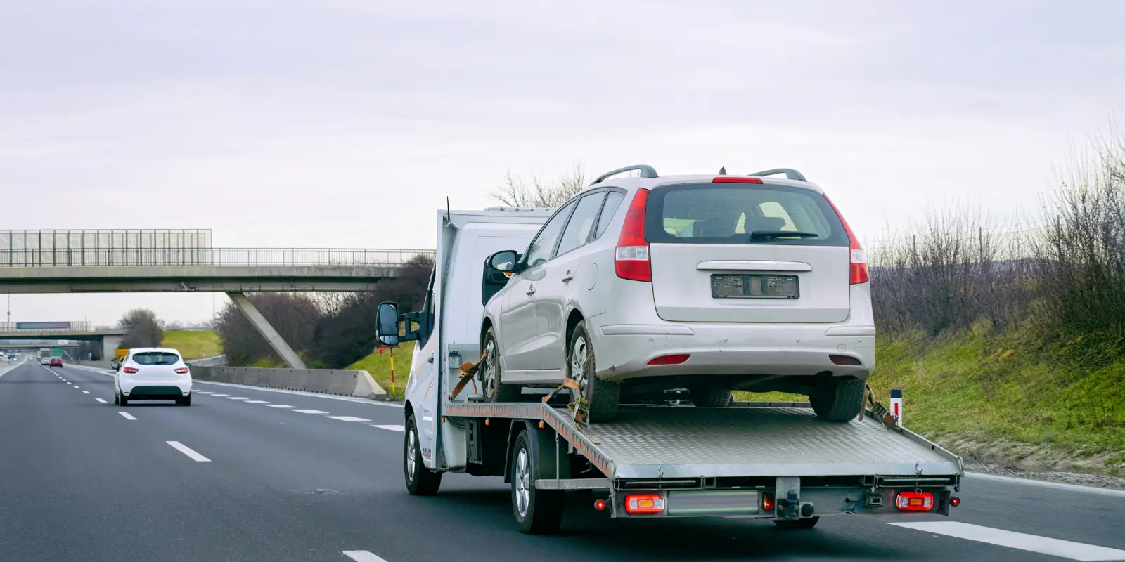 евакуатор львів